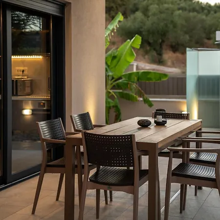 Amelia ヴィラ トラガキオン