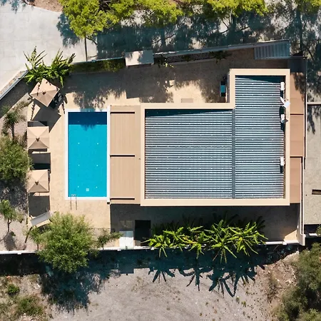 ヴィラ Amelia トラガキオン